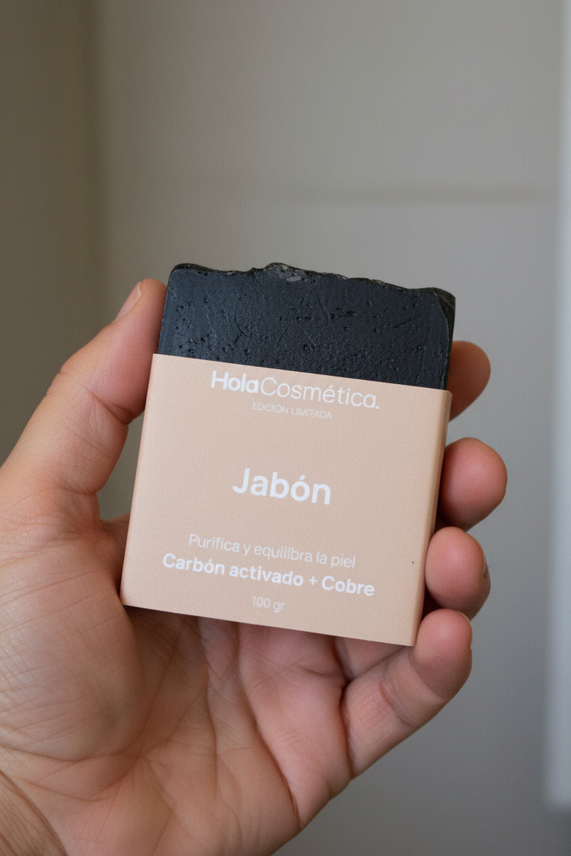 Jabón Natural en Barra de Carbón Activado y Cobre - Cuidado Suave para Bebés y Adultos | Hola Cosmética